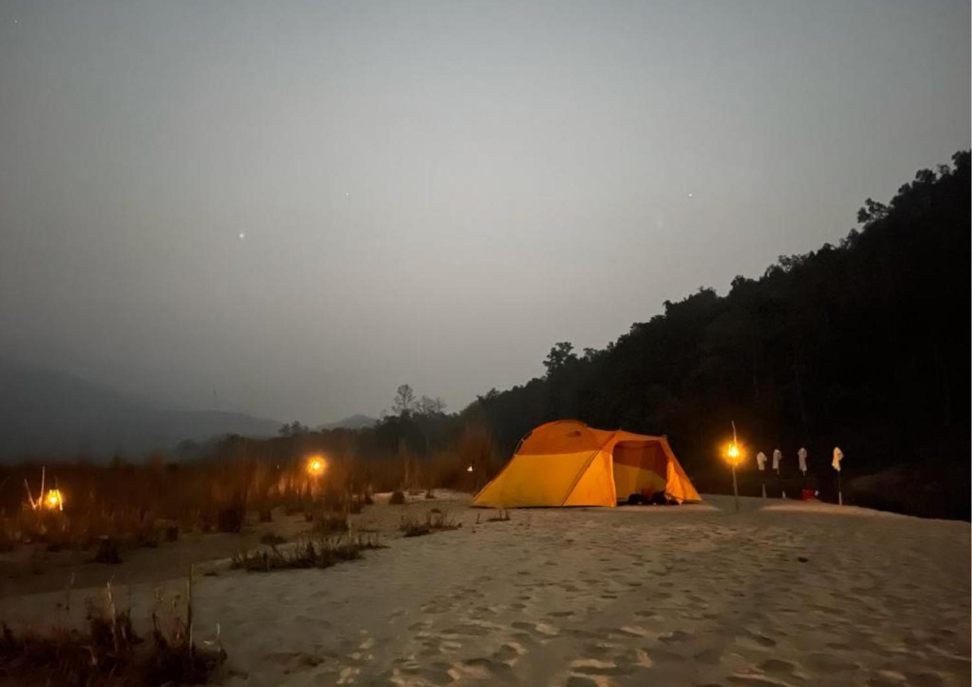 Tiger Tops Karnali Lodge Bardiya Екстер'єр фото